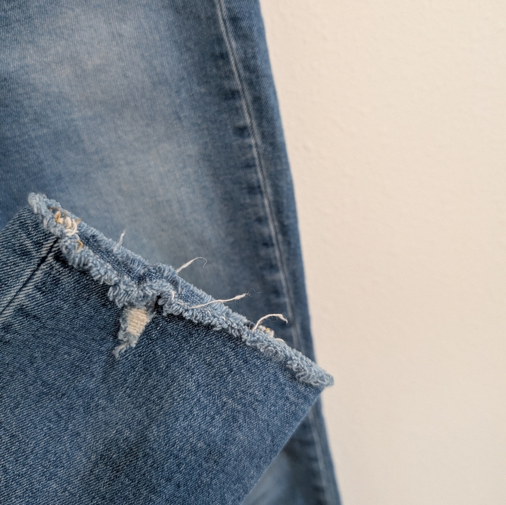 GAP High Rise Cigarette Raw Hem Jeans Size 24P - Picture 3 of 8
